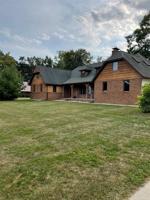 310 S Lake