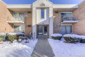 1625 CASS LAKE RD UNIT C