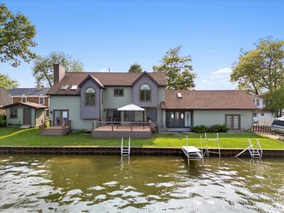 1176 Lakeside Drive