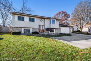 7653 MACEDAY LAKE ROAD