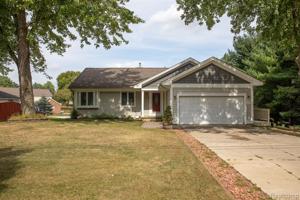 606 W CLARKSTON Road