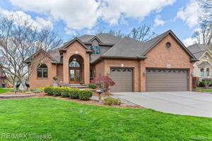 1514 Forest Bay