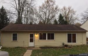 5141 THORNAPPLE DR Drive