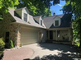745 JOSLYN Road