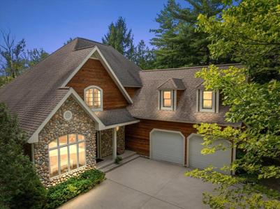 407 N Twin Pines Drive