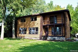 5039 ELIZABETH LAKE Road