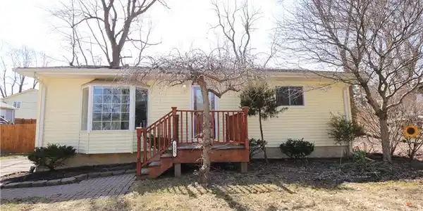 325 BUCKHORN DR
