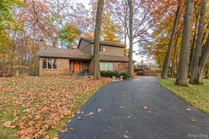 3400 Whitfield Drive
