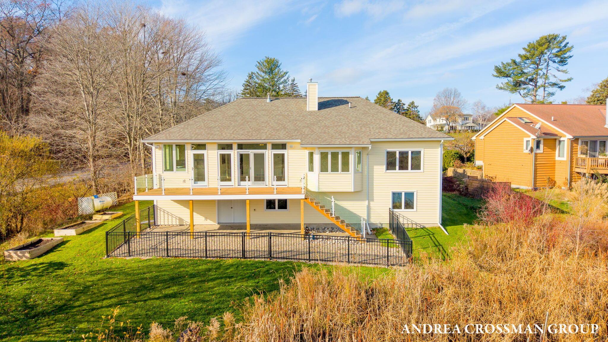 Image 3: 84-web-or-mls-3001-newport-rd