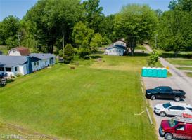 3082 S CHANNEL Drive