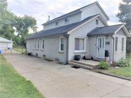 1115 SUPERIOR Street