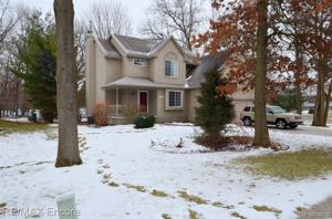 72 GARLAND Way
