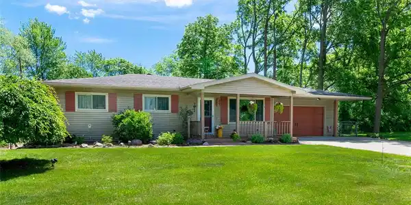332 HAUXWELL Drive