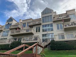 3264 ISLAND COVE Drive