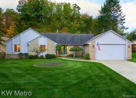 8709 SCENIC BLUFF LANE