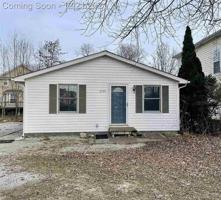 2133 Willow Beach