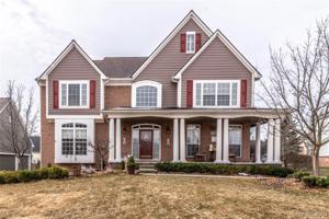 7263 N VILLAGE Drive