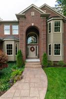 1340 DEER PATH TRAIL