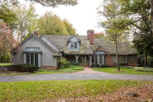 4561 OTTAWA Lane