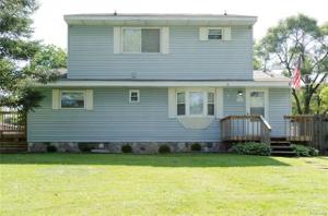 348 LANSING Drive