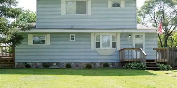 348 LANSING Drive