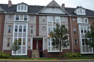 217 N MICHIGAN Avenue