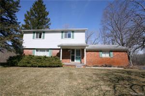 6880 BLUEGRASS Drive