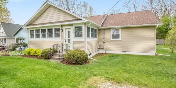 359 GRANDA VISTA DRIVE
