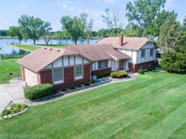 1180 Shady Lane