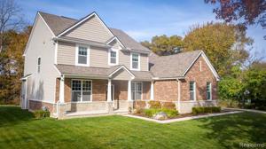 919 CRONKITE Drive