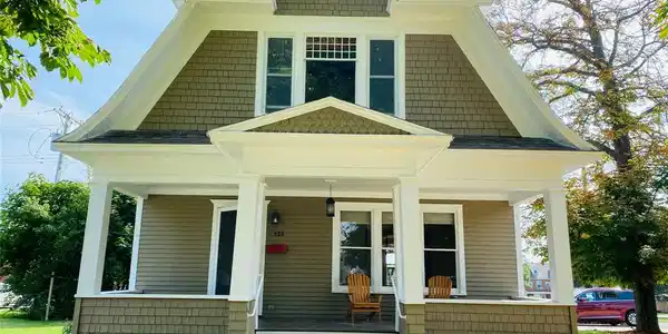 322 S 1st Street