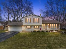 6347 Ellinwood Drive