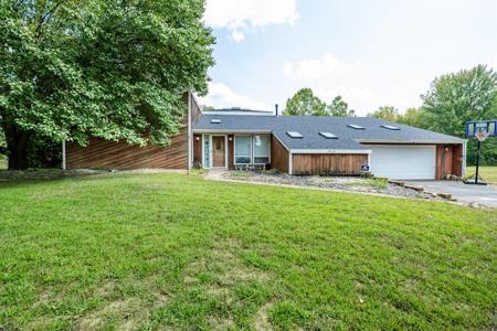 5419 N Watervliet Road