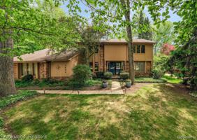 3692 OAKLEAF Drive