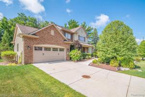 6981 Hubbard Circle