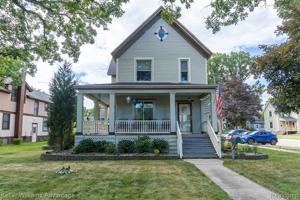 527 W GRAND RIVER Avenue