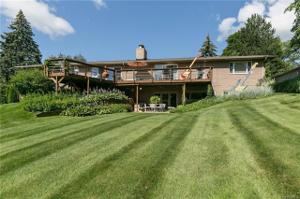 2741 MIDDLEBELT Road