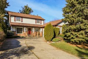 1361 Chanticlair Circle