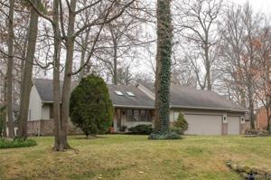 5885 KINGFISHER Lane