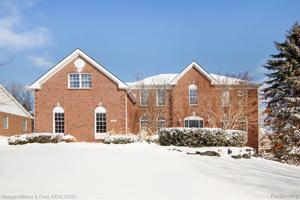 5426 Woodcreek Drive