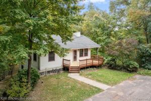 3196 RIDGE Road
