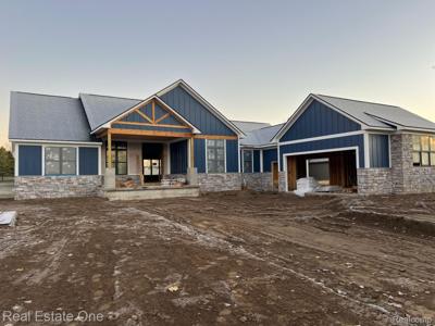 1904 SANDY SHORES Drive