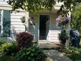 2806 WILLOW