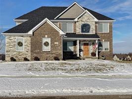 612 OVERLOOK Drive
