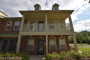 531 RED OAK Court