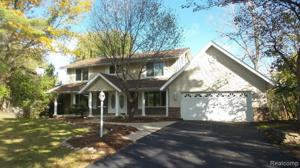 5860 GLEN EAGLES Drive