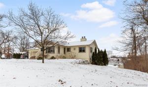 334 VISTA Terrace