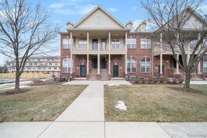 443 OLD PINE Way