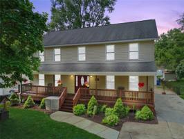 5115 LINDHOLM Drive