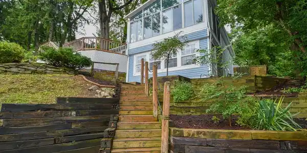 485 Heights Road